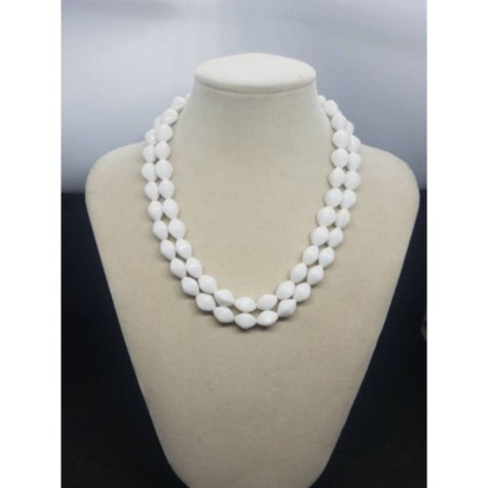 Vintage Hong Kong multi strand necklace white double‎ strand acrylic bead